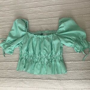 Green Gingham Cropped Puff Sleeve with Tie Bow Detail | Divided | Size S